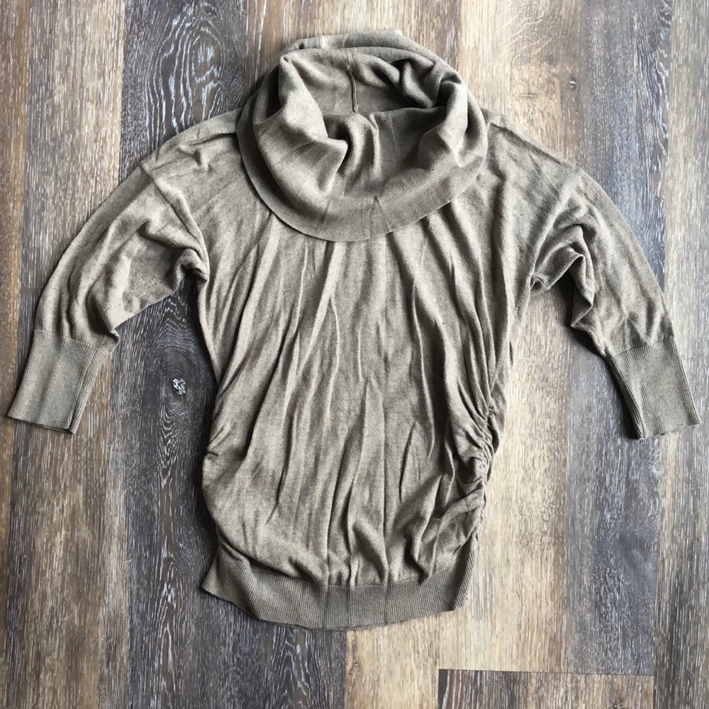 XS maternity sweater